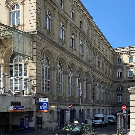 Canal - Gare De L'est * Paris