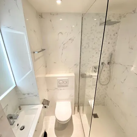 Canal - Gare De L'est Apartment *