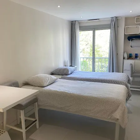 캐널 스튜디오 - 가레 드 레스트 아파트